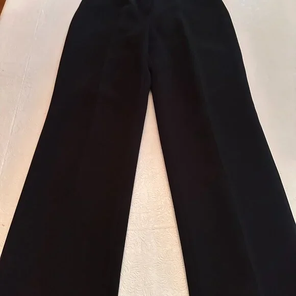 Tahari Wms Black fully lined 2 piece Pants Suit size 8 - Picture 12 of 14